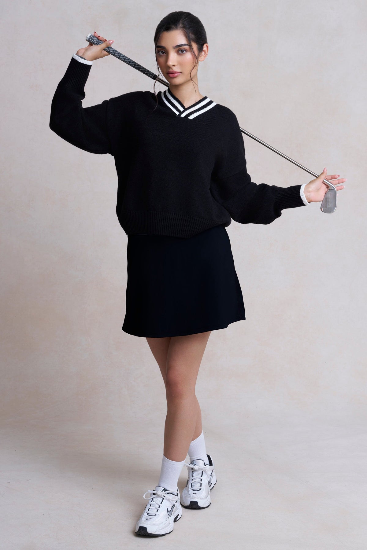 Betty V-neck Jumper