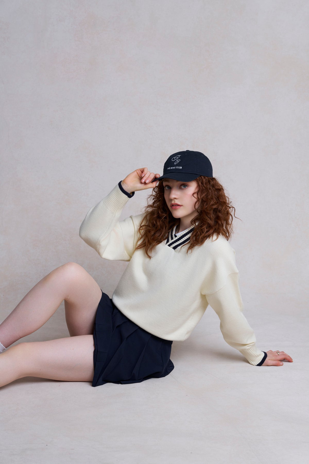 Betty V-neck Jumper