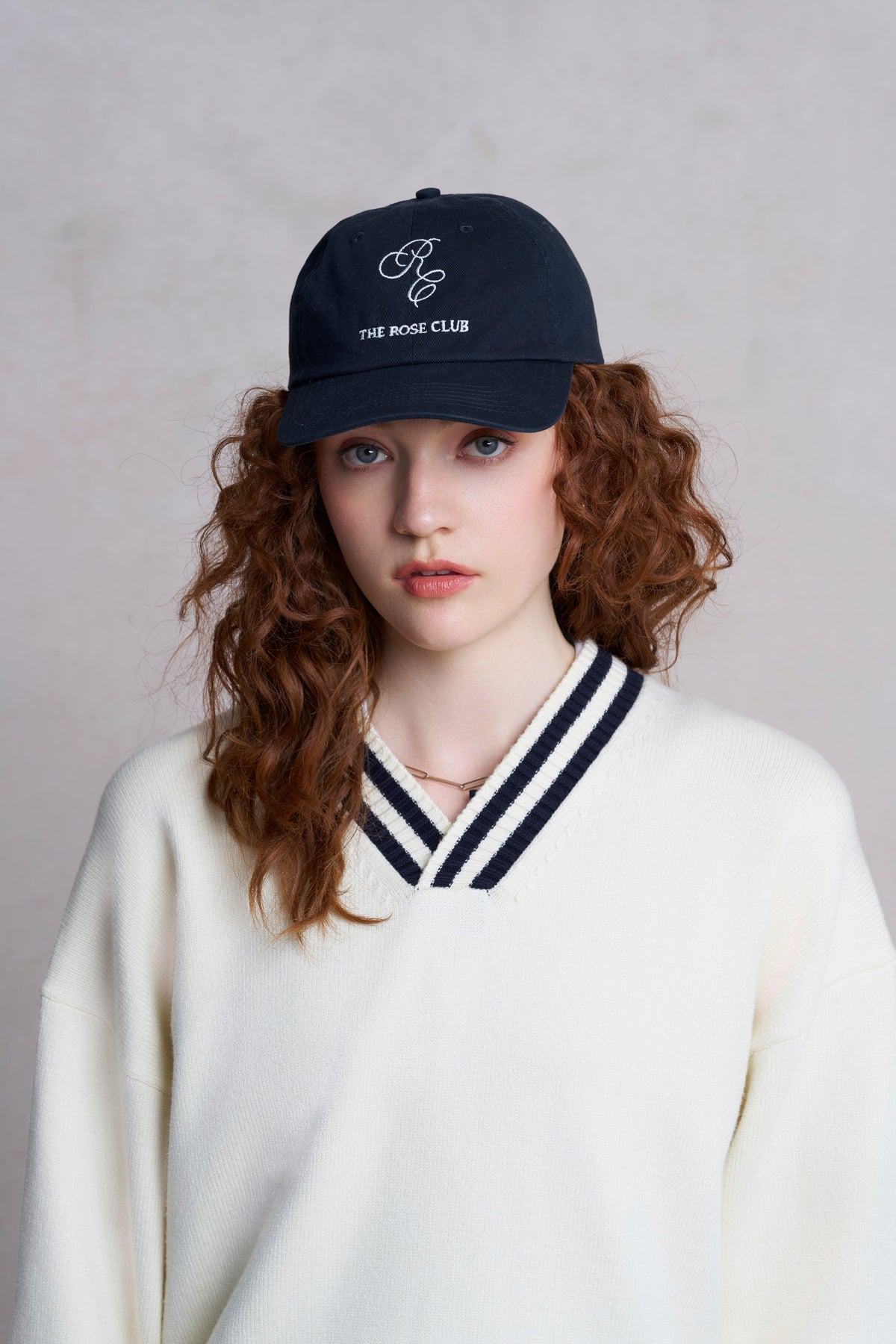 Betty V-neck Jumper
